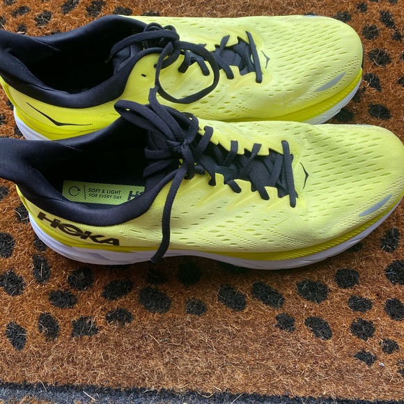 Hoka Clifton 8 running shoes Yellow and White Athletic Shoes - Picture 5 of 11